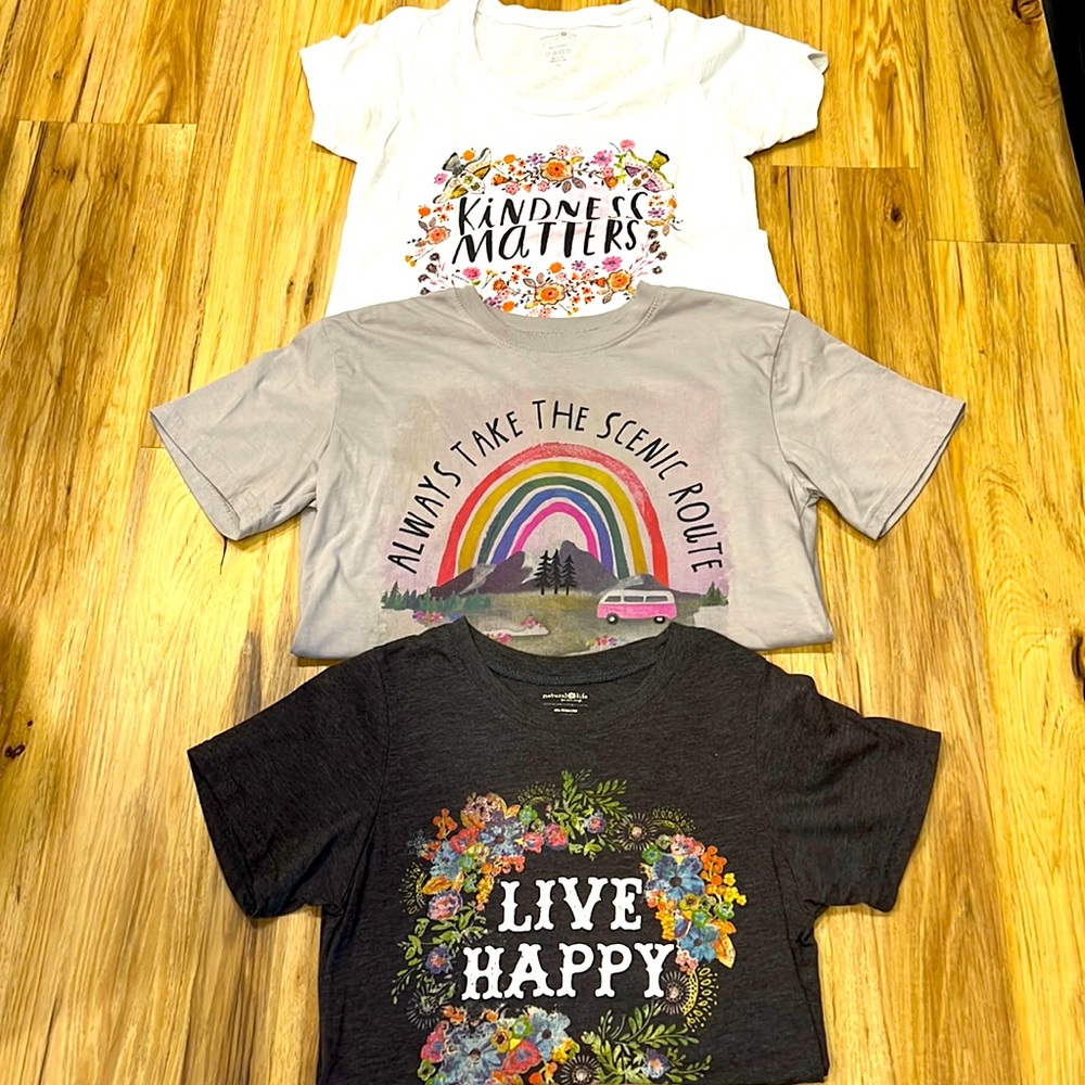 Natural Life 3 Piece T-shirt Bundle 💕